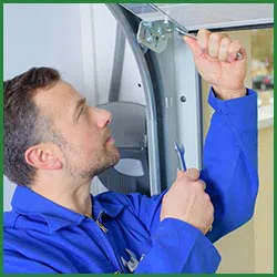 Quality Garage Door Whitestown, IN 317-678-0156 - side-t-21-gr-39m-garage-door-installation